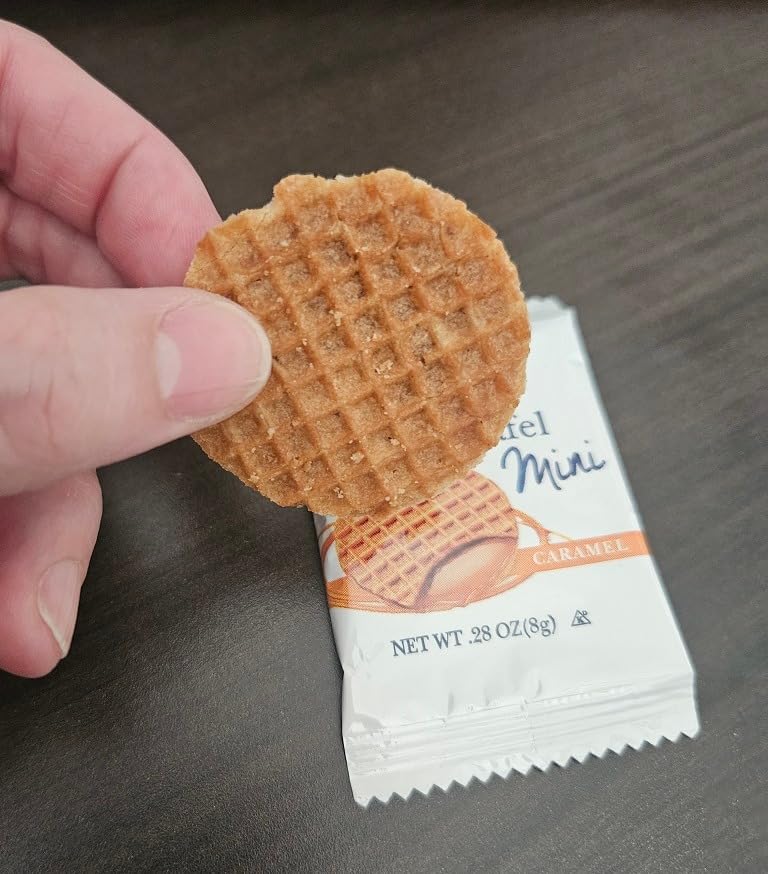 Stroopwafel Caramel Mini 30 Count, Individually Wrapped Dutch Waffle Cookies, Holiday Office Snacks, Coworker Gift Ideas, Secret Santa Gift, Office Christmas Treats, European Style Waffles - Customer Photo 2