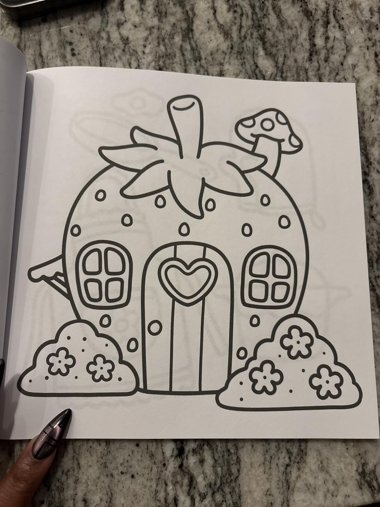 Stress Relief: Coloring Book for Adults and Kids, Bold and Easy, Simple and Big Designs for Relaxation Featuring Animals, Landscape, Flowers, Patterns - Customer Photo 2