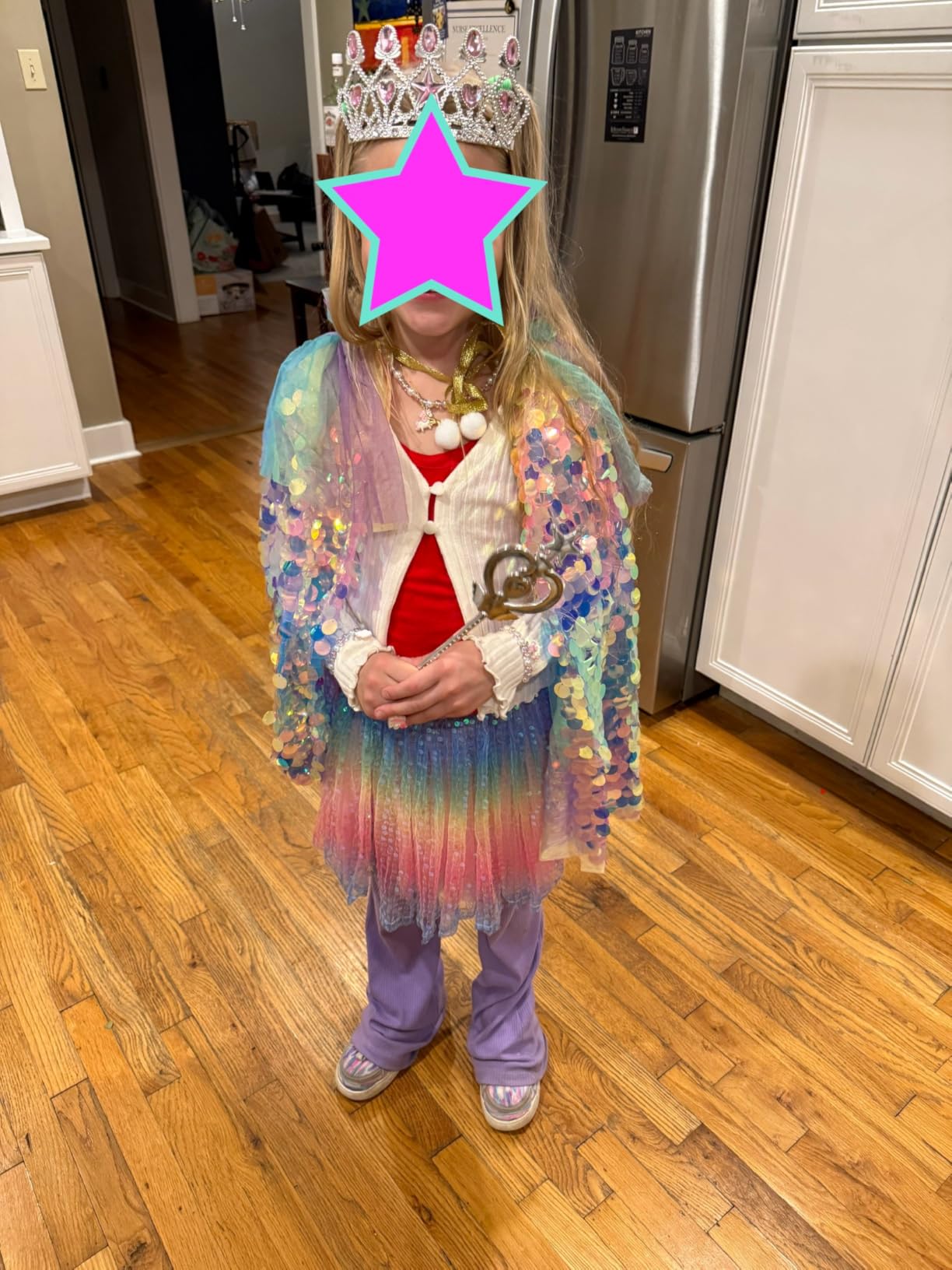 Meland Princess Dress Up for Girls 3-8, 11Pcs Mermaid Cape with Crown, Dress Up Clothes Birthday Gift Toys for Girls Toddlers - Customer Photo 2