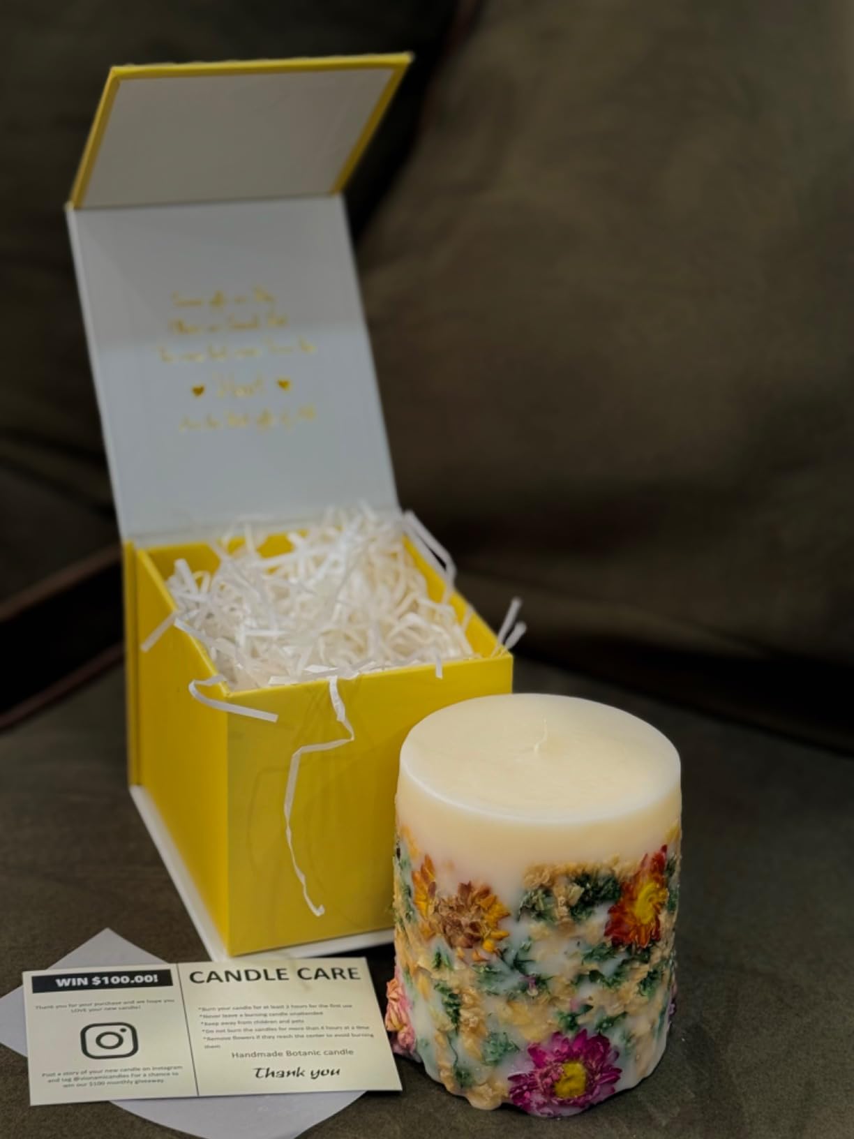 VIONAMI Botanical Scented Pillar Candle - Tropical Rare Flower Fragrance Candles Gifts for Women, Gift Ready - Decorative Natural Soy Scented Candles with Dried Flowers for Home (Forget Me) - Customer Photo 1