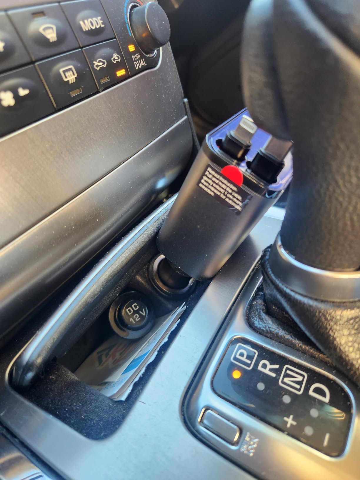 LISEN Retractable Car Charger, Gifts for Men Women, 69W Cars Adapter USB C Fast Charger for iPhone 17, Car Accessories for Men Women, Gifts for Dad Mom, for iPhone 17 Pro Max Air 16 15 14 13 12 Plus - Customer Photo 2