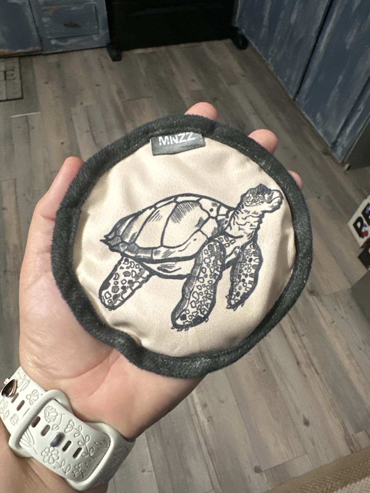 Beach Sand Remover Sand Eraser Wipe Mitt Family Kids Women 2024 Summer Vacation Essentials European Mexico Costa Rica Bahamas Trip Must Haves Hawaii Honeymoon Accessories Alaska Cruise Ship Gear 1Pcs - Customer Photo 1