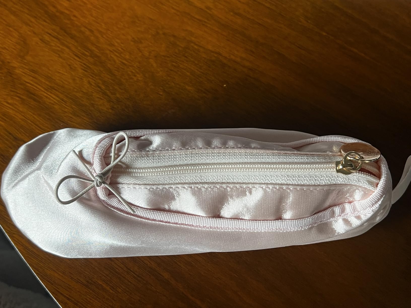 Makeup Ballet Bag, Cute Cosmetic Bag Dance Recital Gifts for Girls, Ballet Shoe Pencil Case Small Cosmetic Bag Bow Mini Dance Bag for Girls Makeup Brush Holder Travel (Pink) - Customer Photo 2