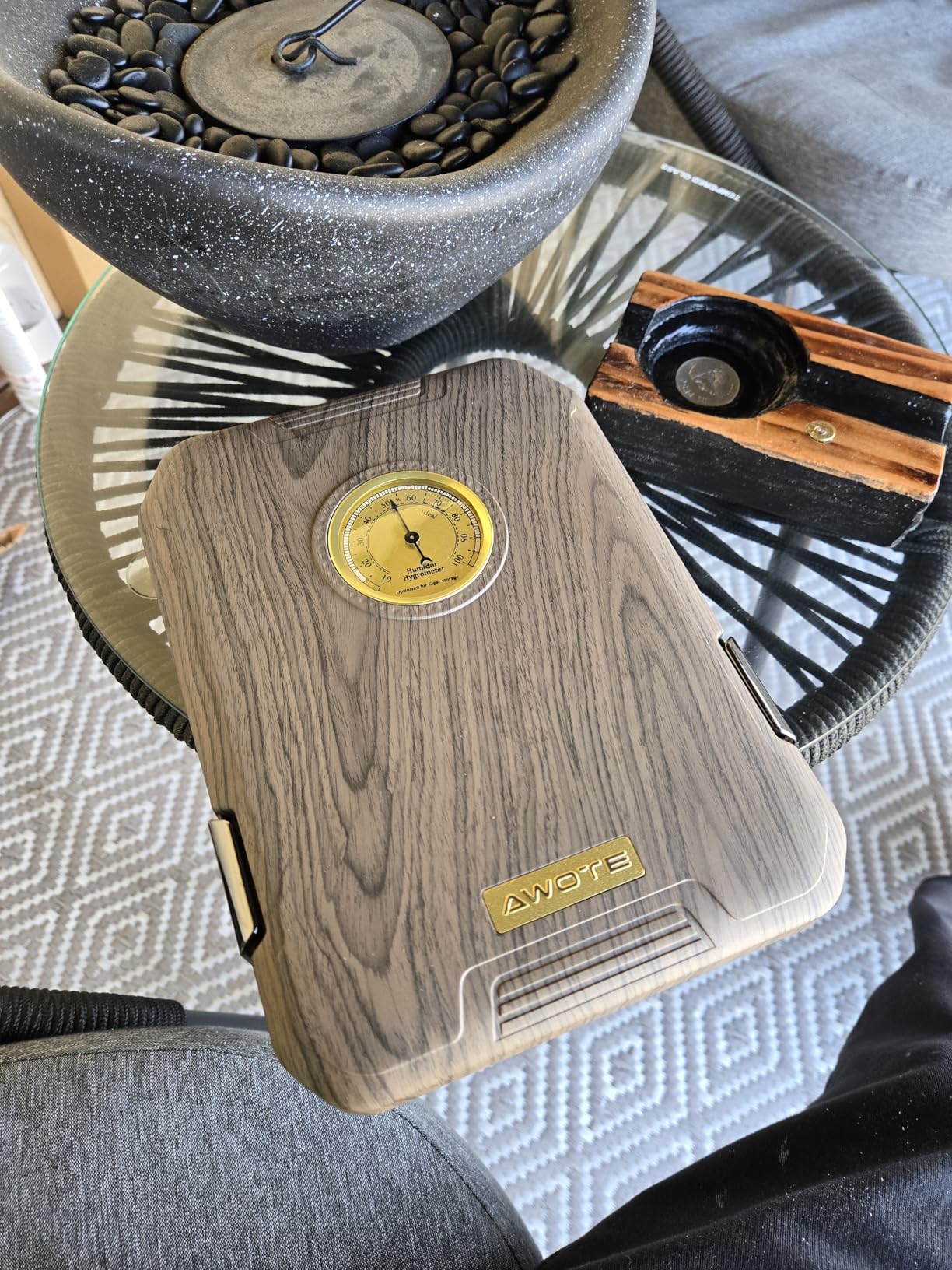 Travel Cigar Humidor Case - Cedar Lined, V Cut Cutter, Portable Humidor with Humidifier & Hygrometer, Holds 7-9 Cigars, Includes Lighter - Gift Set - Customer Photo 2