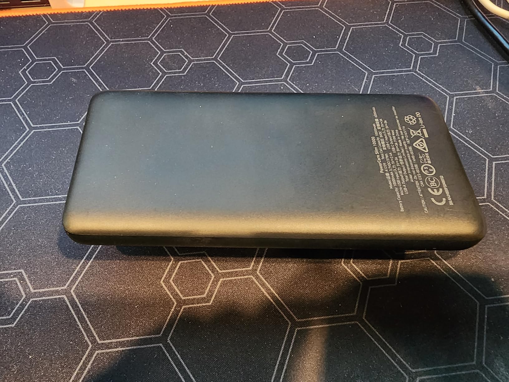 Anker Power Bank(PowerCore 10K), Compact Travel-Ready 10,000mAh Battery Pack with PowerIQ Charging Technology, 5V/3A High-Speed Charging for iPhone, iPad,and More(USB-C Input and Output(Black), 1pack) - Customer Photo 1