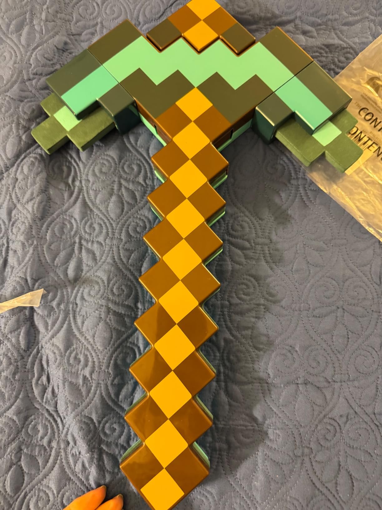 Mattel Minecraft Transforming Diamond Sword & Pick-Axe Kid-Sized 2-in-1 Toy Accessory for Role-Play & Costumes (Amazon Exclusive) - Customer Photo 1