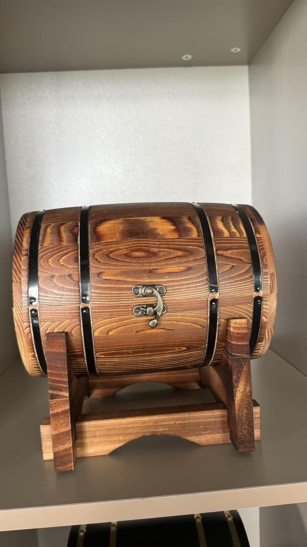 Whiskey Smoker Kit with Charred Wood Barrel (Patent Pending) – Cocktail Smoker with Torch & 6 Premium Wood Chips for Old Fashioned & Whiskey – Perfect Home Bar Gift for Men, Dad, Husband (No Butane) - Customer Photo 1