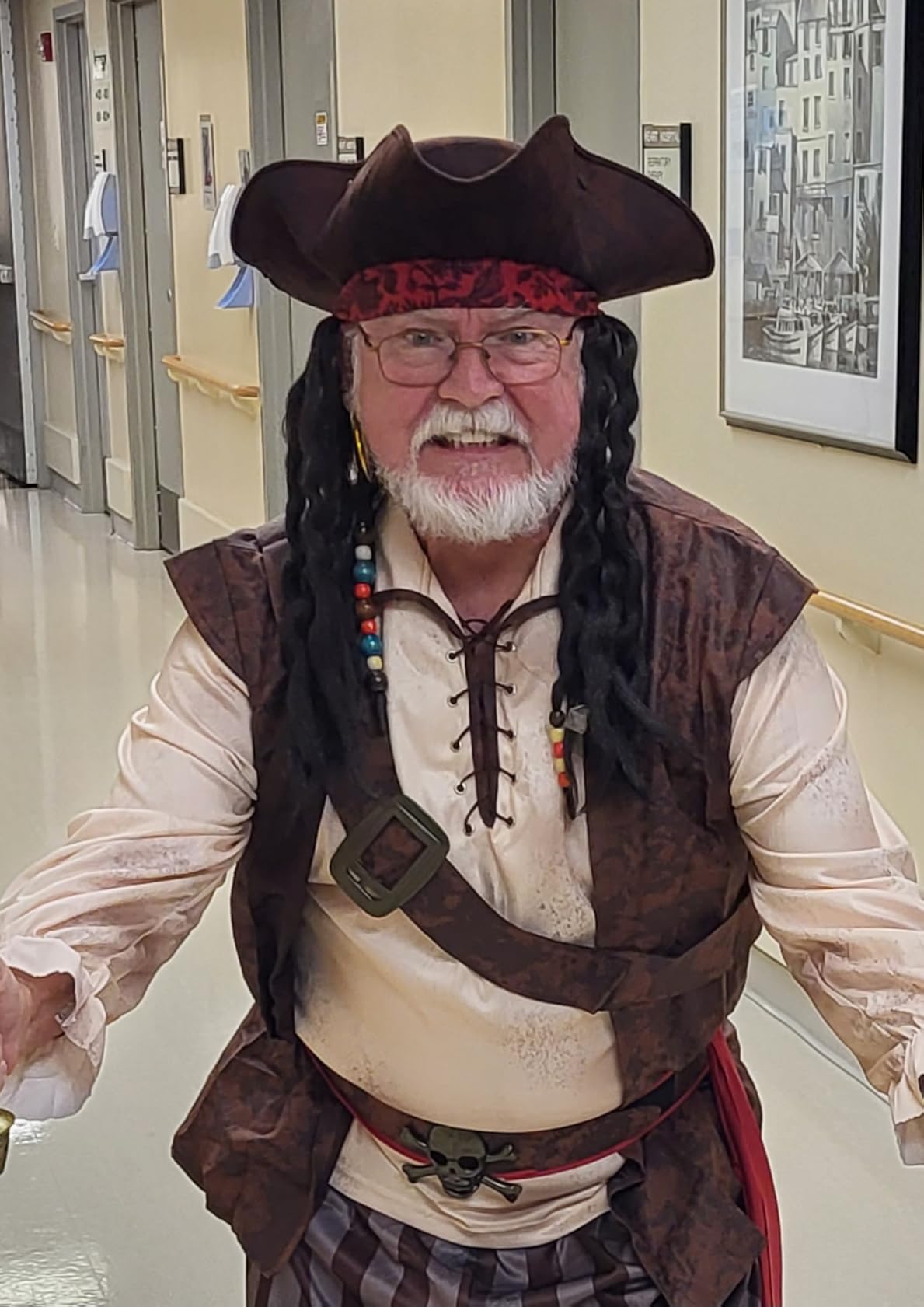 Every Man Jack Beard Grooming Kit for Men - Includes Sandalwood Beard Oil & Beard Balm, Beard Brush, Wooden Dual-sided Comb, Trimming Scissors and Mustache Comb - Customer Photo 1