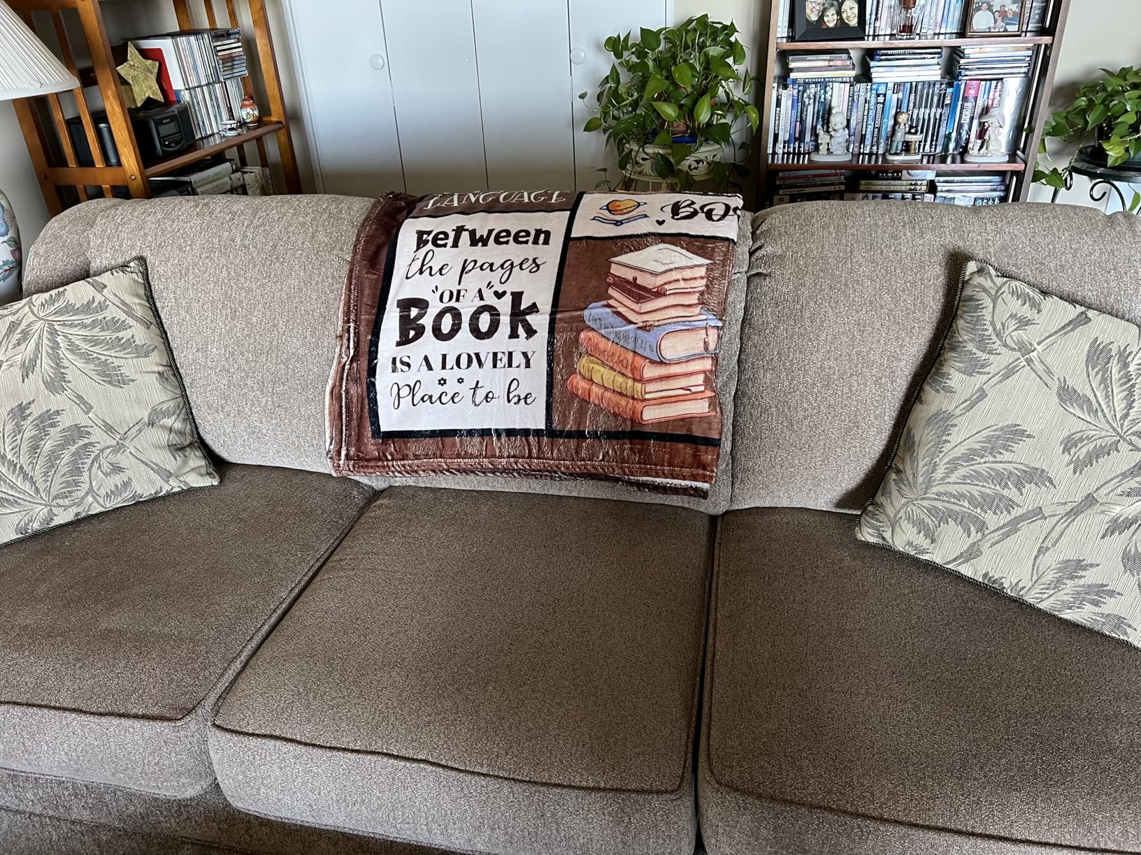 Book Lovers Gifts - Gifts for Book Lovers Women - Gifts for Readers - Reading Blanket - Books Club Librarian Bookworm Bookish Blanket Present for Women - Christmas Graduation - Throw Blanket 50