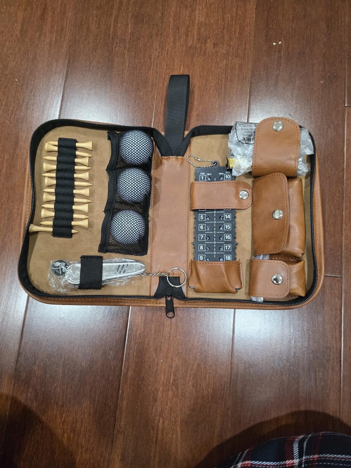 Golf Gifts for Men and Women - Golf Accessory Set (Including rangefinder, Golf Multi-Function Clubs, Golf Balls, Golf Brushes, scorekeeper, Golf shafts, Golf Clips and Gift Boxes) - Customer Photo 1