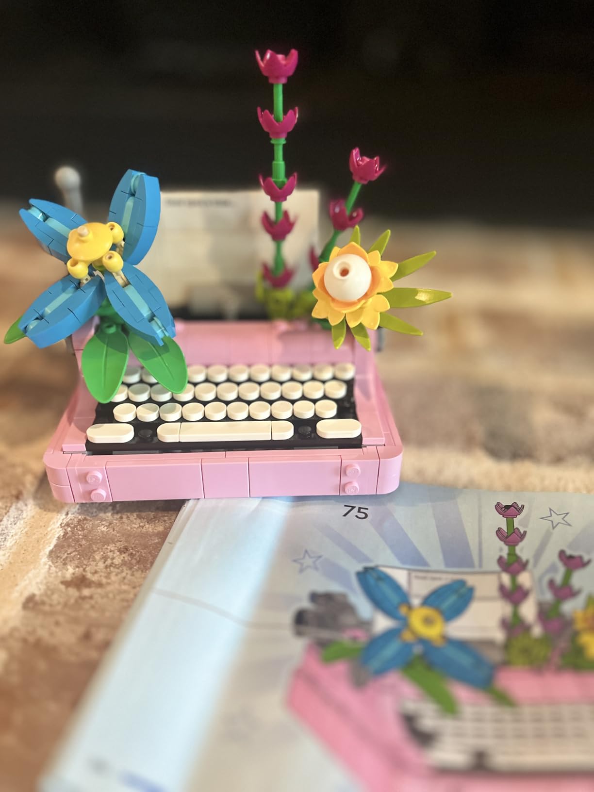 LEGO Creator 3 in 1 Typewriter with Flowers - Building Toy with 3 Building Options, Typewriter, Flowerpot with Pen & Notebook, or Keytar - Gift Idea for Birthdays - 31169 - Customer Photo 1