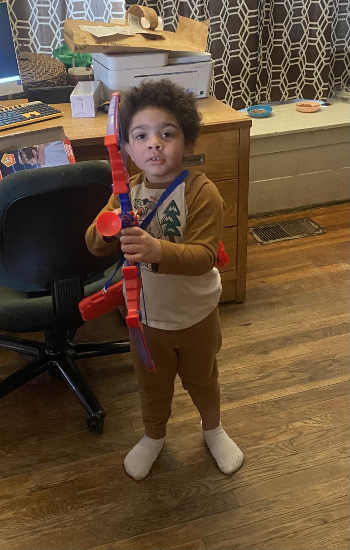 Spider Toys for Boys Age 3-4 4-6 6-8 8-12, Kids Toy BowArrow Shooting Set with Red & Blue LED Lights, Spider Quiver & Web Target, 8 Suction Cup Arrows, Toys Gifts for 3 4 5 6 7 8 9 10 12 Year Old Boys Customer Review Spider Toys for Boys Age 3-4 4-6 6-8 8-12, Kids Toy BowArrow Shooting Set with Red & Blue LED Lights, Spider Quiver & Web Target, 8 Suction Cup Arrows, Toys Gifts for 3 4 5 6 7 8 9 10 12 Year Old Boys - Customer Photo 1