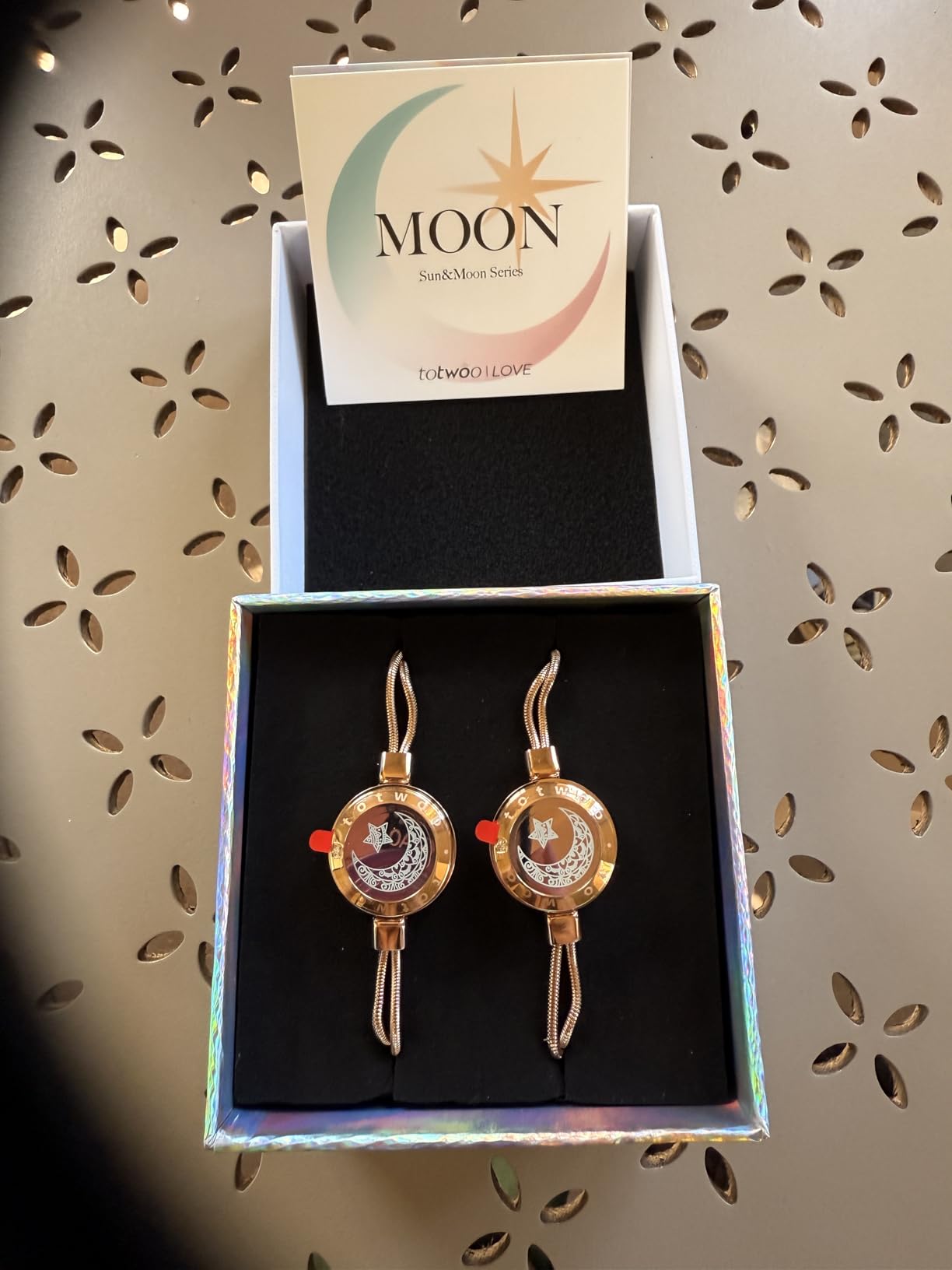 TOTWOO Long Distance Touch Bracelets for Couples, Vibration & Light up for Love Couples Bracelets | Long Distance Relationship Gifts for Girlfriend Bluetooth Pairing Jewelry - Customer Photo 1