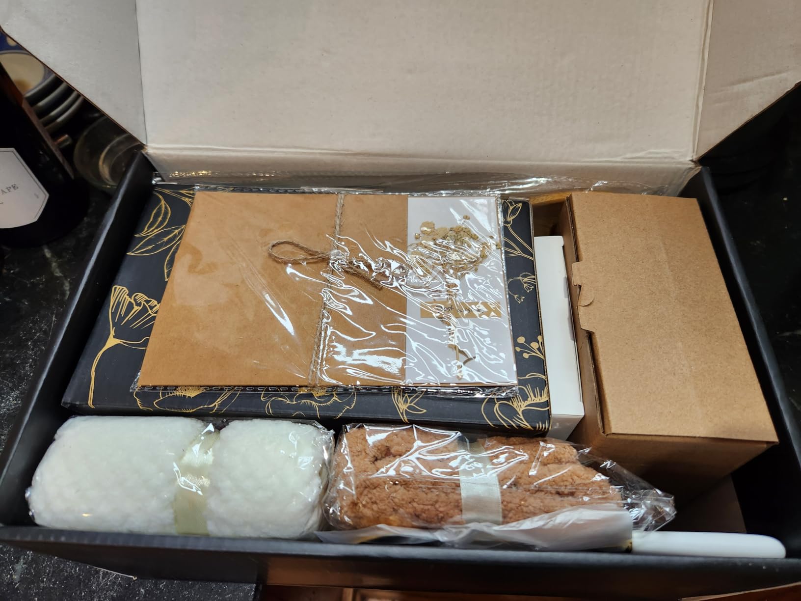 Maustic House Warming Gifts New Home, 12 Pcs New House Gift Basket, Housewarming Present for Homeowners Couples Women, Closing Gifts for Home Buyers - Customer Photo 5