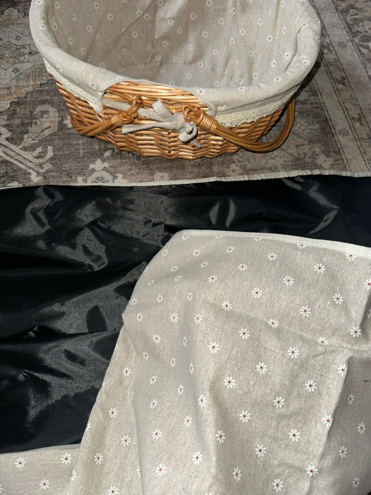 Picnic Basket for 2, Bridal Shower Gift Wedding Gifts with Mr Mrs Wine Glasses and Greeting Card, Engagement Newly Weeding Gifts for Couples 2025, Wicker Picnic Set Kit with Blanket Cooler for Beach - Customer Photo 2