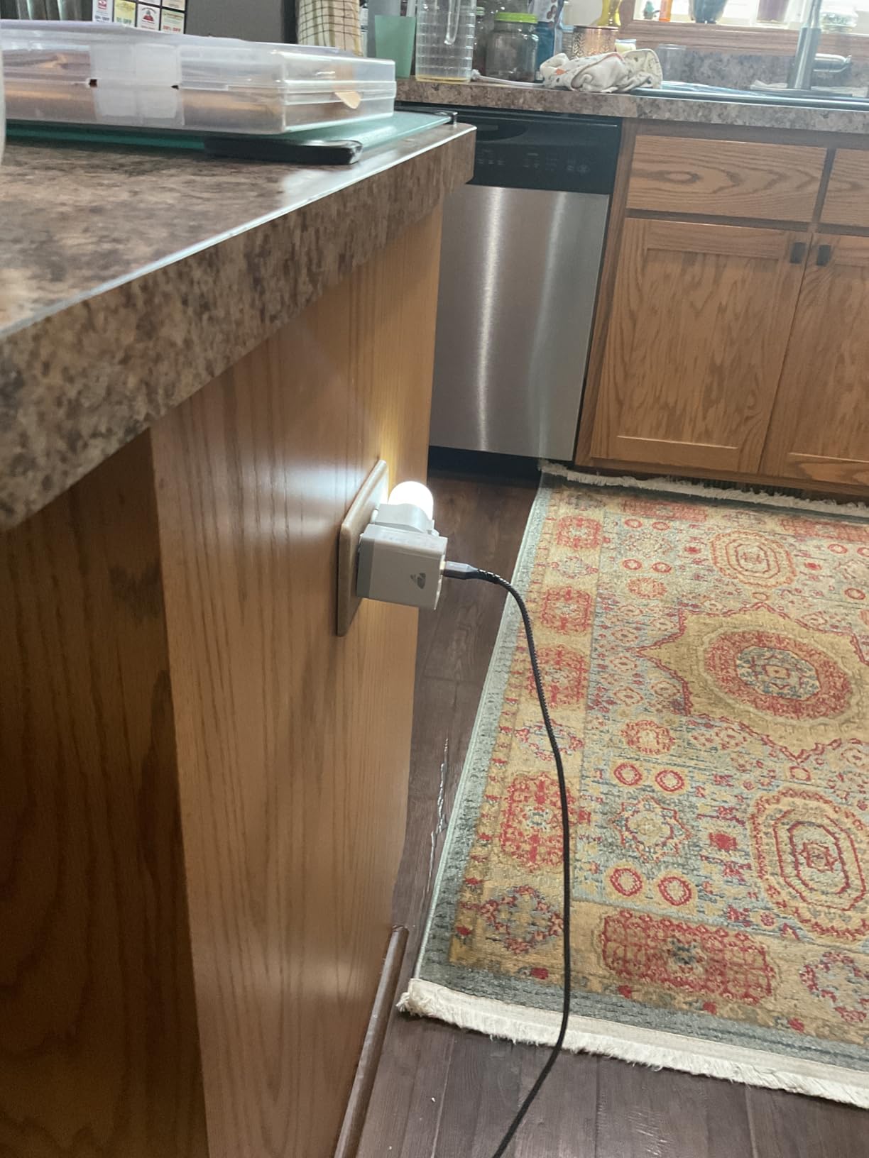 40W USB C Charger Block, 2Pack 4-Ports Type C Fast Phone Charging Cube with 6FT USBC to USBC Cord, Multiport Wall Plug Power Brick Box Compatible with iPhone, Samsung, iPad Pro, Cellphones Charger - Customer Photo 1