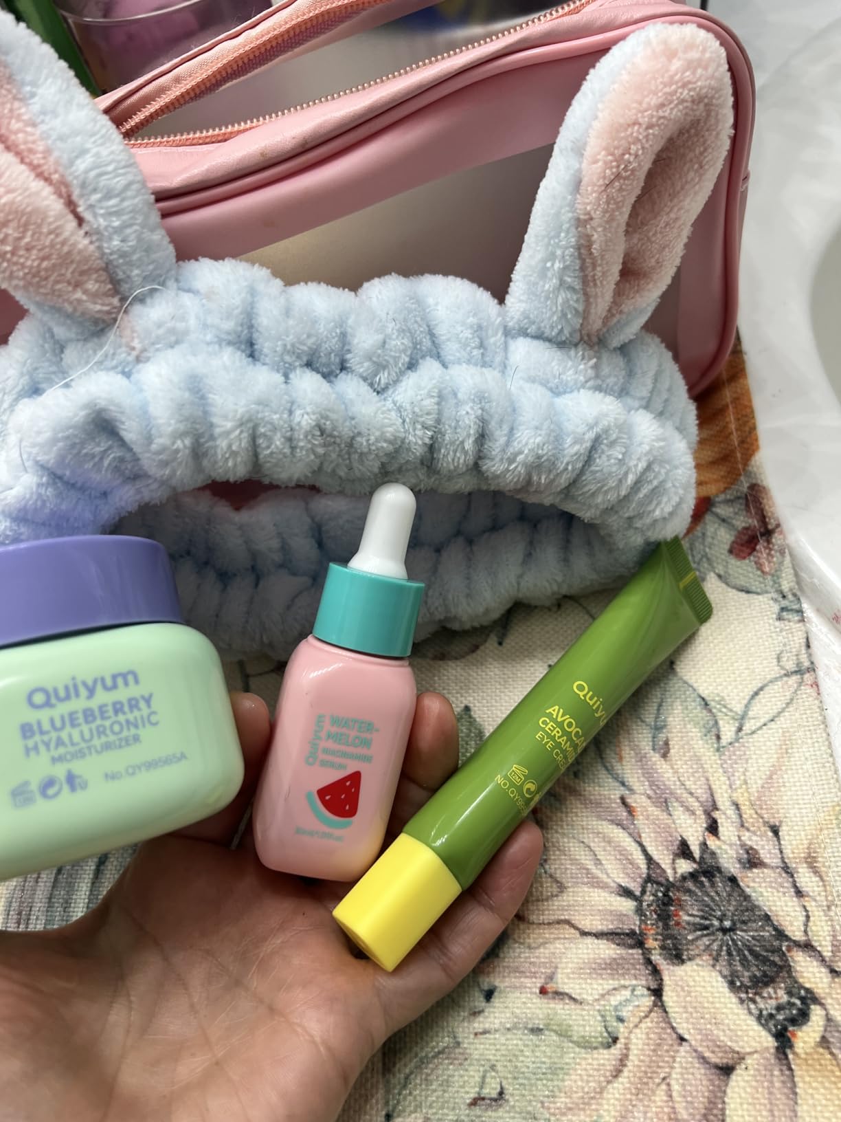 Fruit Skin Care for Teens, 5 Daily Routine Beauty Skin Care Sets - Exfoliation, Smooth, Clean, Oil Control, Firm, Hydrate, Glow Up, Skincare Gift Set for Girls Women, Facial Travel Set, for All Skin - Customer Photo 1