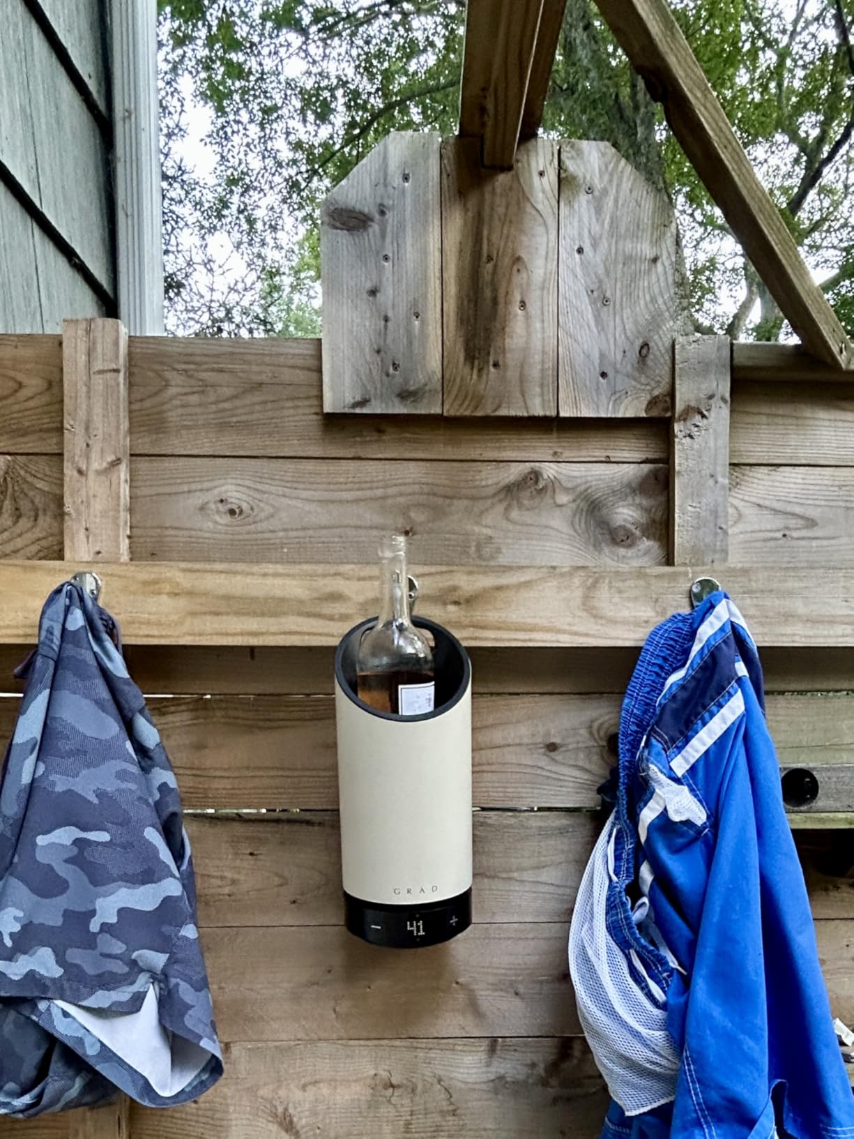 Grad No.1 Wine Cooler – Portable & Rechargeable Wine Cooler with Precise Temperature Control (41-69°F),Scandinavian Design, Silent Operation, Long Battery Life – Luxury Wine Accessory for Home - Customer Photo 2