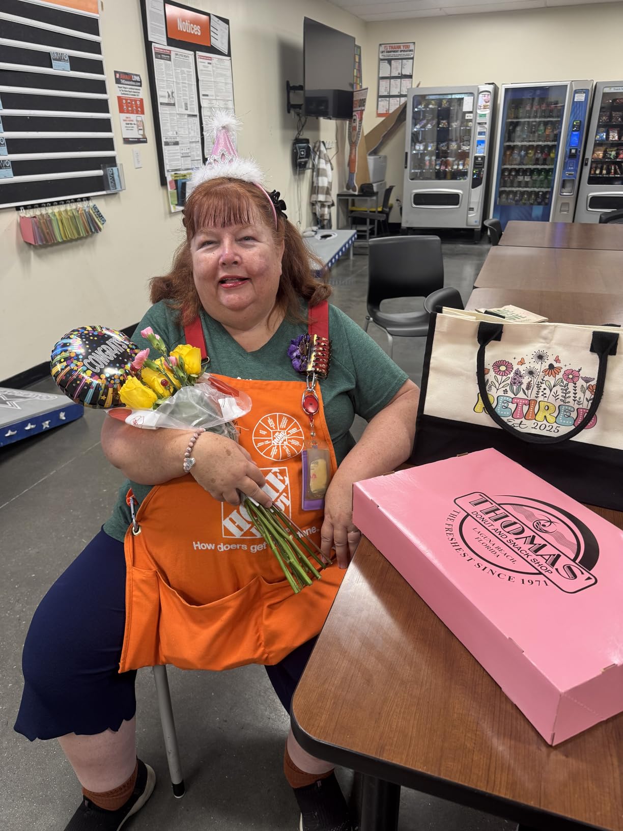 Retirement Gift for Woman 2025, Best Retirement Gifts for Women Coworker Teacher, Happy Retired Ideas Gifts for Nurses Grandma Mom - Customer Photo 1