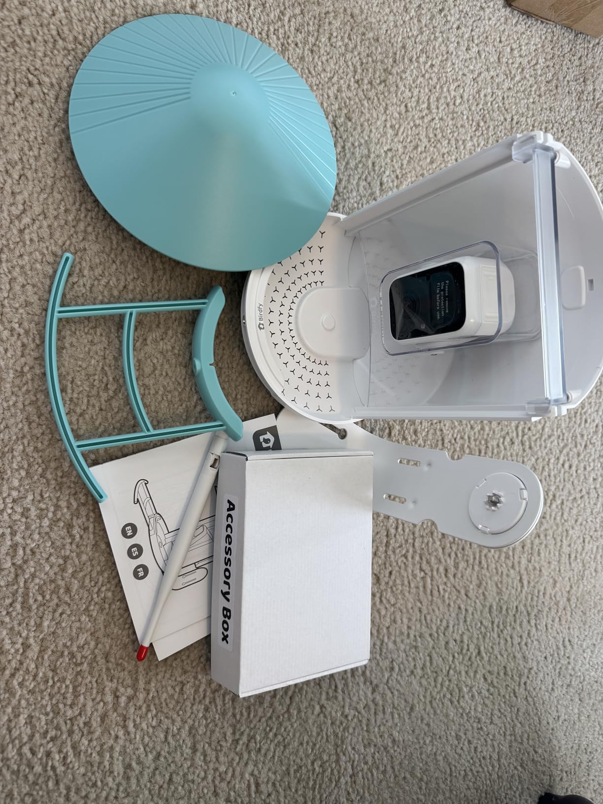 Birdfy Smart Feeder with Camera, AI Bird Identification, Auto Record & Alerts, Color Night Vision, 1080P FHD Live Streaming for Outdoor Backyard Birdwatching, Ideal Gift for Wildlife & Nature Lovers - Customer Photo 1