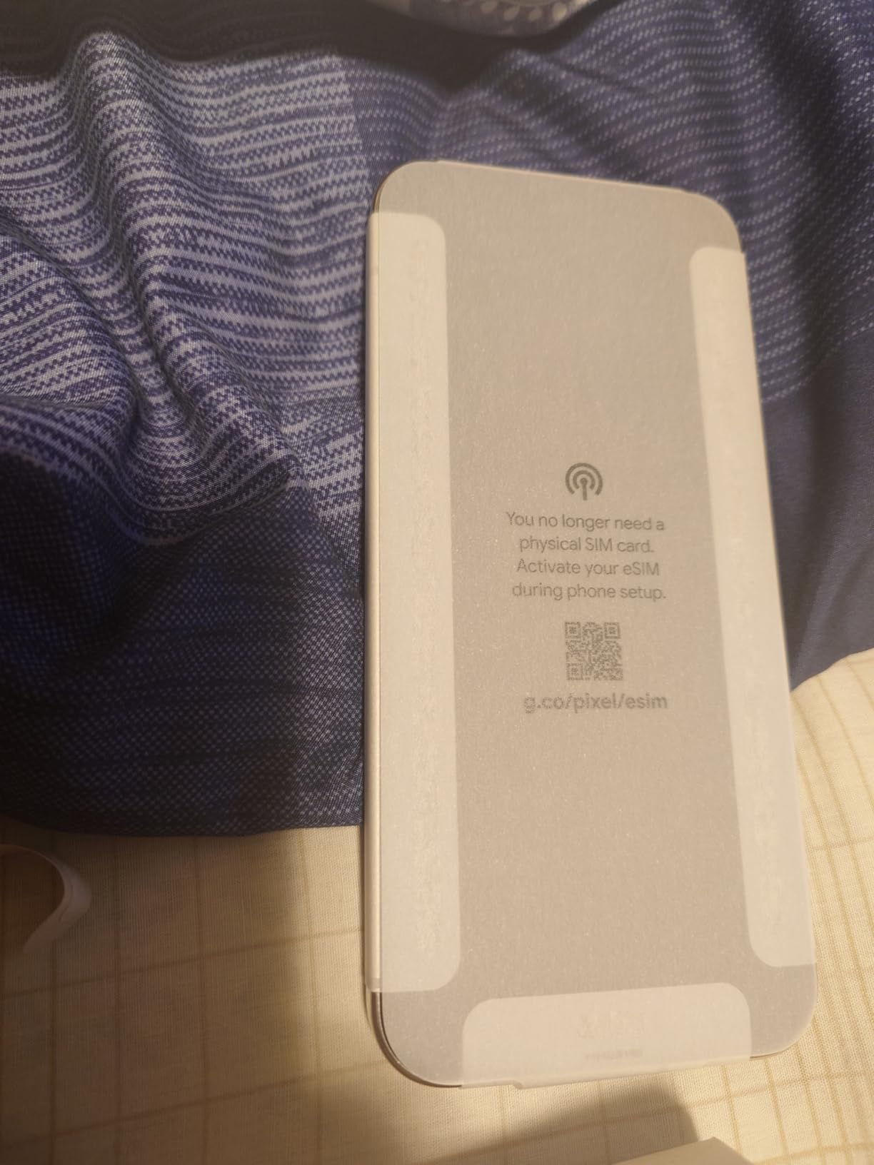 Google Pixel 10 Pro - Unlocked Android Smartphone - Gemini AI Assistant, Triple Rear Camera System, Fast-Charging 24+ Hour Battery, and 6.3