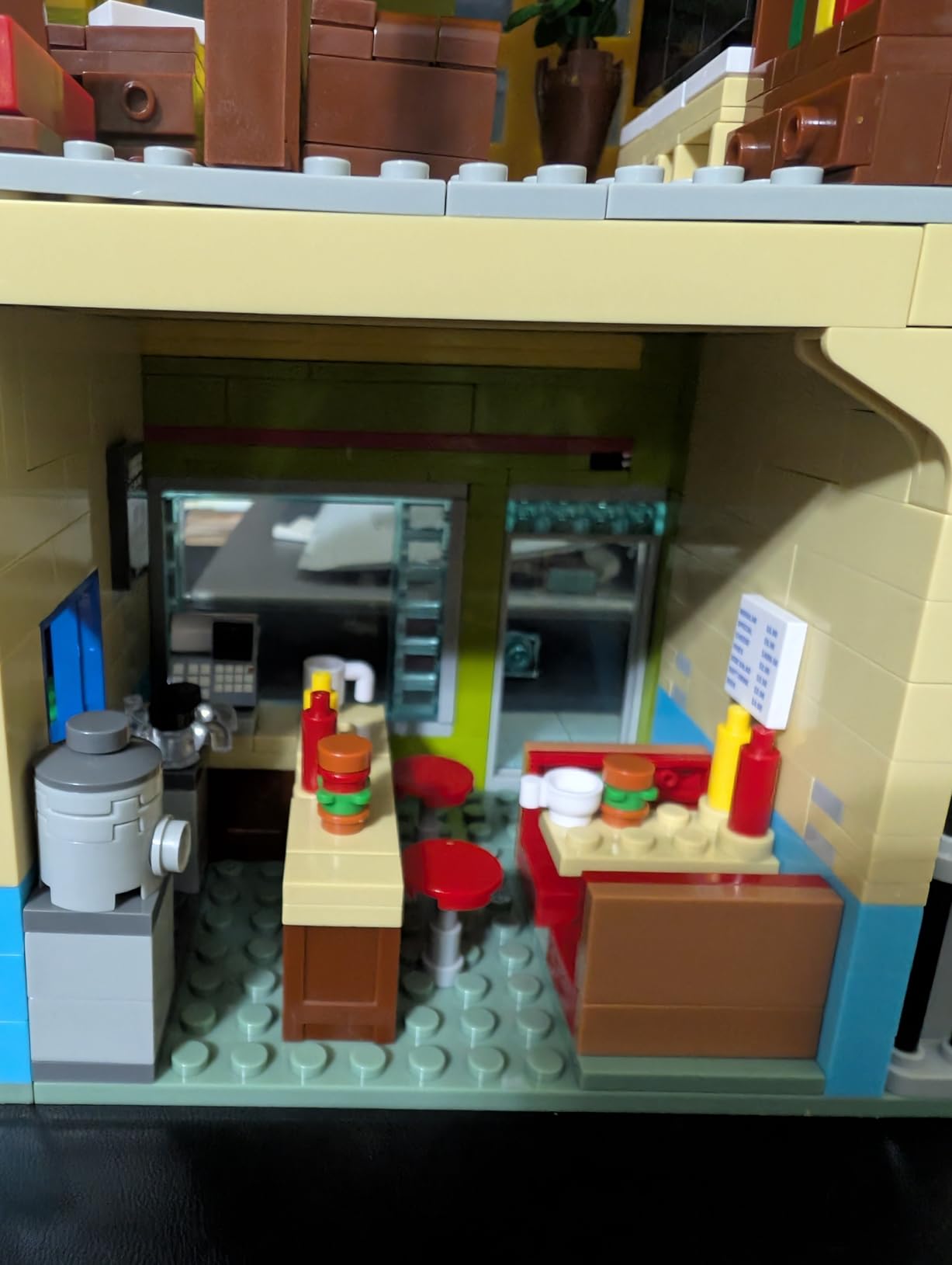 Happy Burgers House Building Set, The Bob's House Kuchi Kopi Building Blocks Toys Set - Customer Photo 2