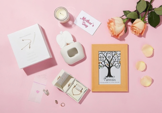 Best Gifts For Mom Amazon: 10 Thoughtful Presents Tested & Reviewed - PropelRC