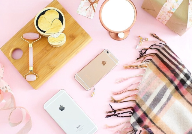 16 Best Gifts For Women Under $50 That Look Expensive [cy] - PropelRC