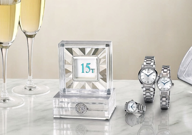 15 Best 15th Anniversary Gifts [cy]: Crystal, Watches & Romantic Keepsakes - PropelRC