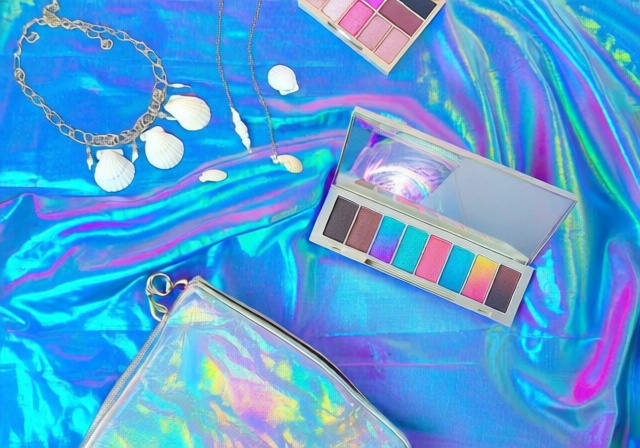 Mermaidcore Gifts [cy]: 15 Best Ocean-Inspired Treasures - PropelRC