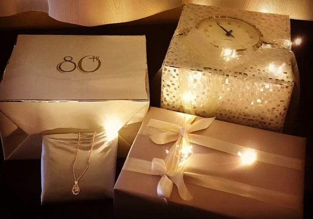 Best 80th Birthday Gifts [cy]: 15 Meaningful Presents They'll Treasure - PropelRC