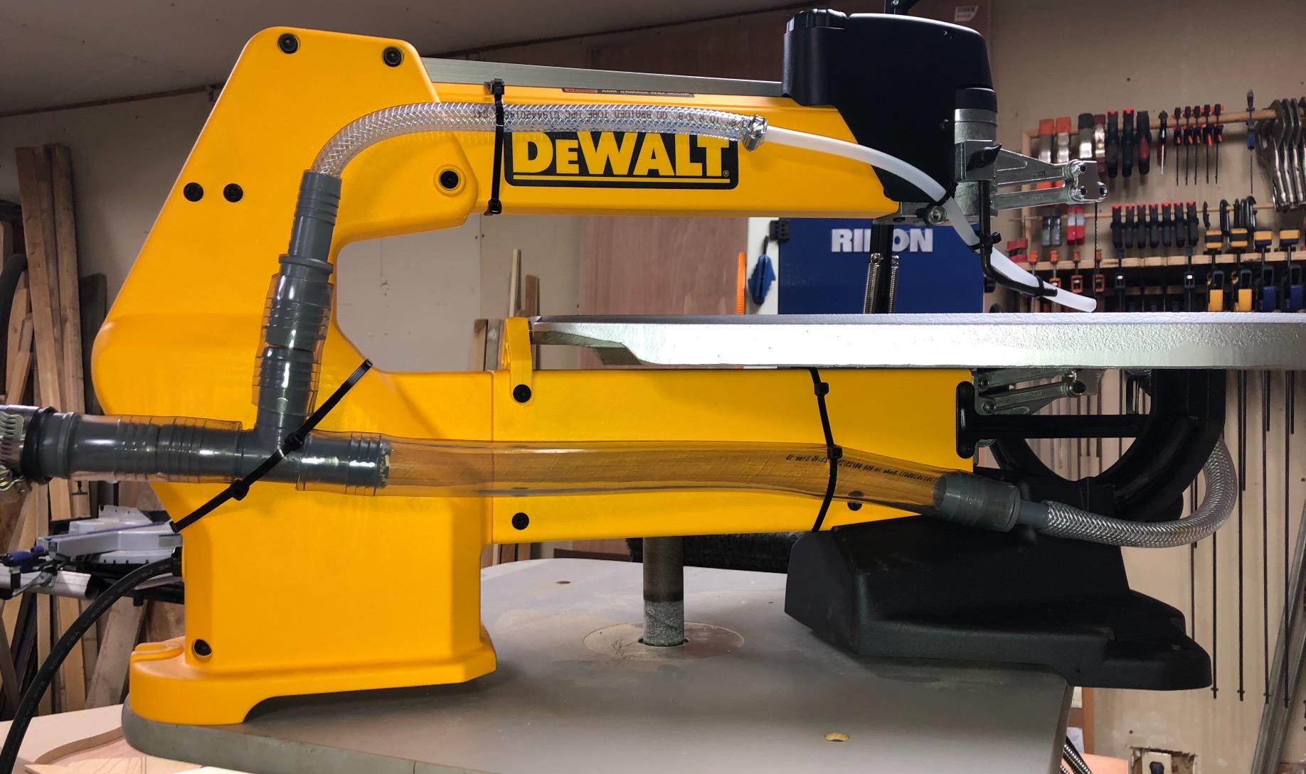 DEWALT Scroll Saw, 1.3 Amp, 20 in Steel Blade, With Variable-Speed Trigger, For Precise Cuts (DW788) - Customer Photo 2