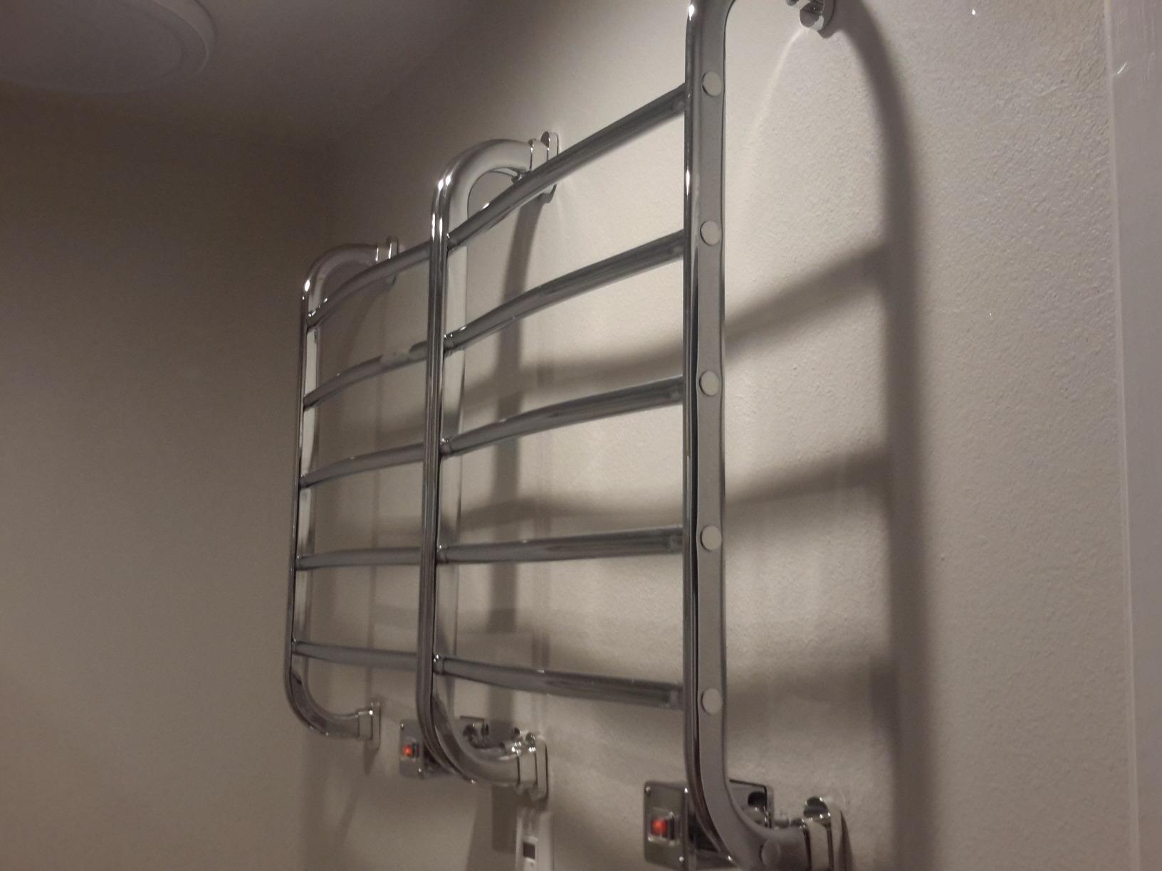 Warmrails Classic Towel Warmer - Free-Standing or Wall Mounted Towel Warmer Rack for Drying Towels and Garments - 37.5-Inch Nickel Finish Frame with 4 Bars - Model HCS Customer Review Warmrails Classic Towel Warmer - Free-Standing or Wall Mounted Towel Warmer Rack for Drying Towels and Garments - 37.5-Inch Nickel Finish Frame with 4 Bars - Model HCS - Customer Photo 2