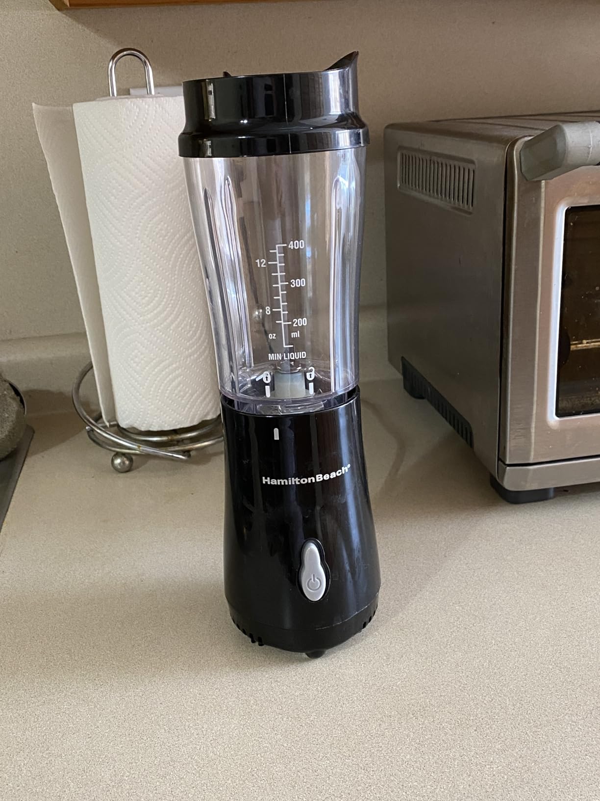 Hamilton Beach Portable Blender for Shakes and Smoothies, 14 Oz BPA Free Travel Cup & Lid, Durable Stainless Steel Blades, Personal Smoothie Blender, White (51101V) - Customer Photo 1