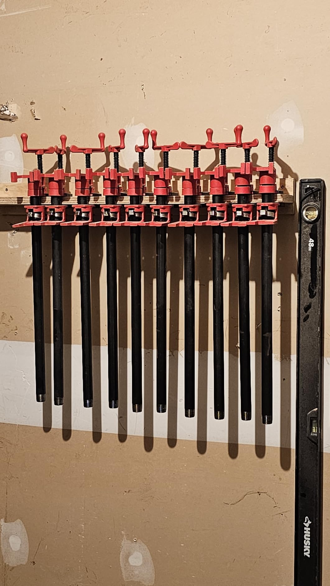 Bessey BPC-H34, 3/4-In. H Style Pipe Clamps - Incredibly Versatile, Easy To Assemble, Indespensable Workshop Clamp For Woodworking, Carpentry, Home Improvement, and DIY Projects - Customer Photo 2