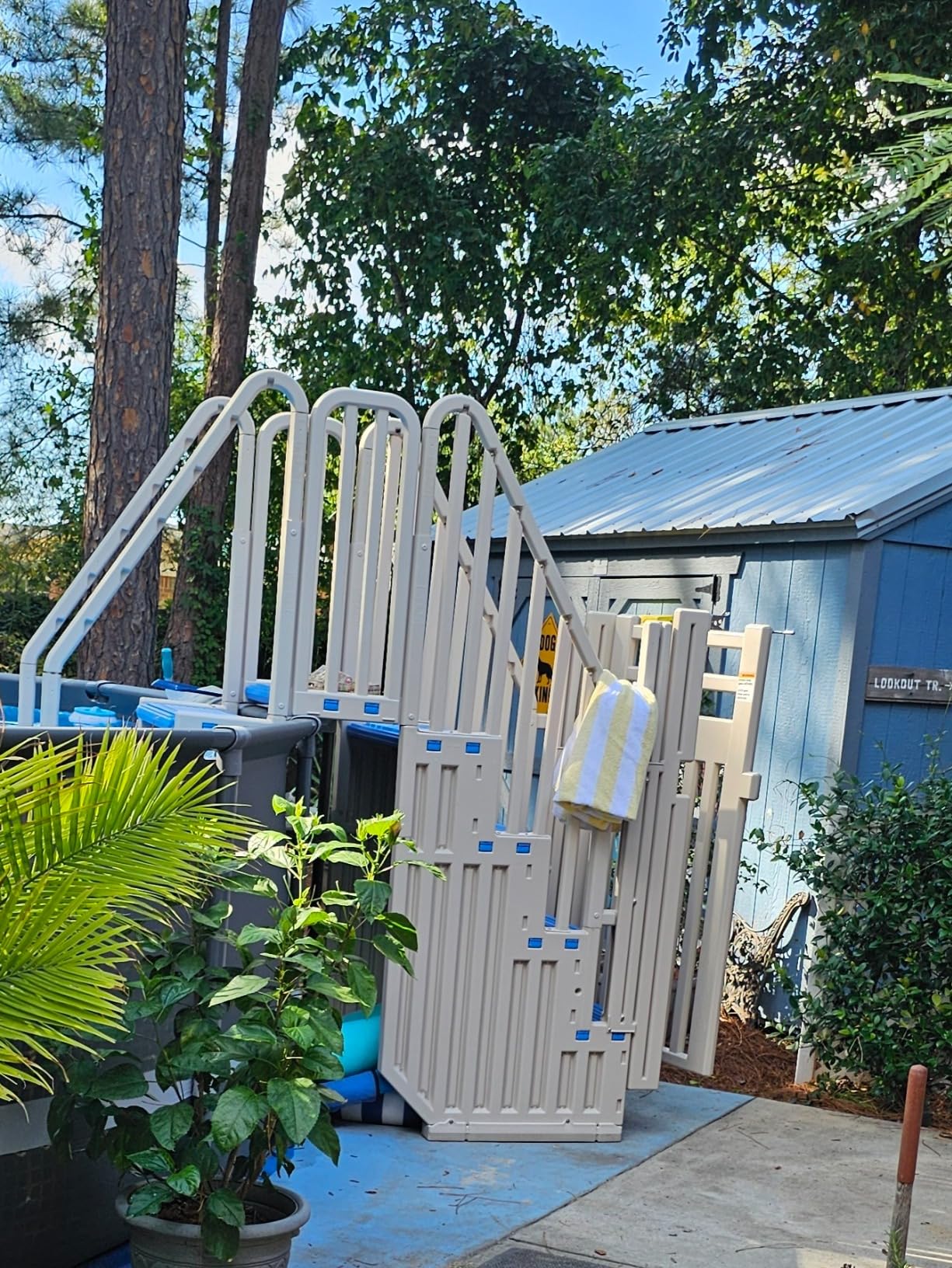 Confer Plastics Step-1X: Sturdy Above Ground Entry System with Dual Handrails and Slip-Resistant Steps, Easy Installation, Supports up to 400 lbs - Proudly Made in USA. Warm Grey with Grey Treads Customer Review Confer Plastics Step-1X: Sturdy Above Ground Entry System with Dual Handrails and Slip-Resistant Steps, Easy Installation, Supports up to 400 lbs - Proudly Made in USA. Warm Grey with Grey Treads - Customer Photo 2