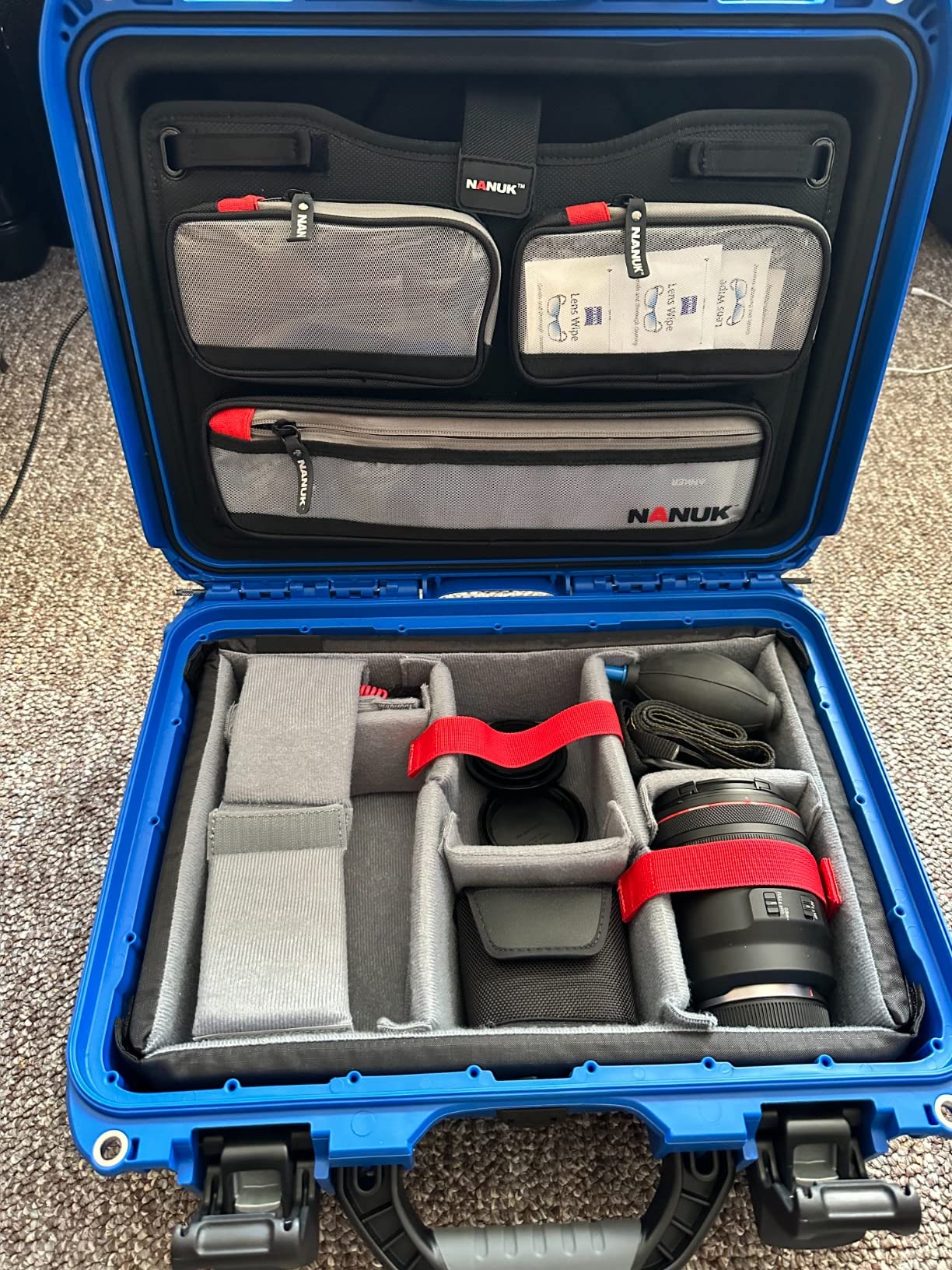 NANUK 920 Waterproof Hard Case with Foam - Impact-Resistant with Integrated Slide Locks for Camera, Drone and Electronics (Black) Customer Review NANUK 920 Waterproof Hard Case with Foam - Impact-Resistant with Integrated Slide Locks for Camera, Drone and Electronics (Black) - Customer Photo 1