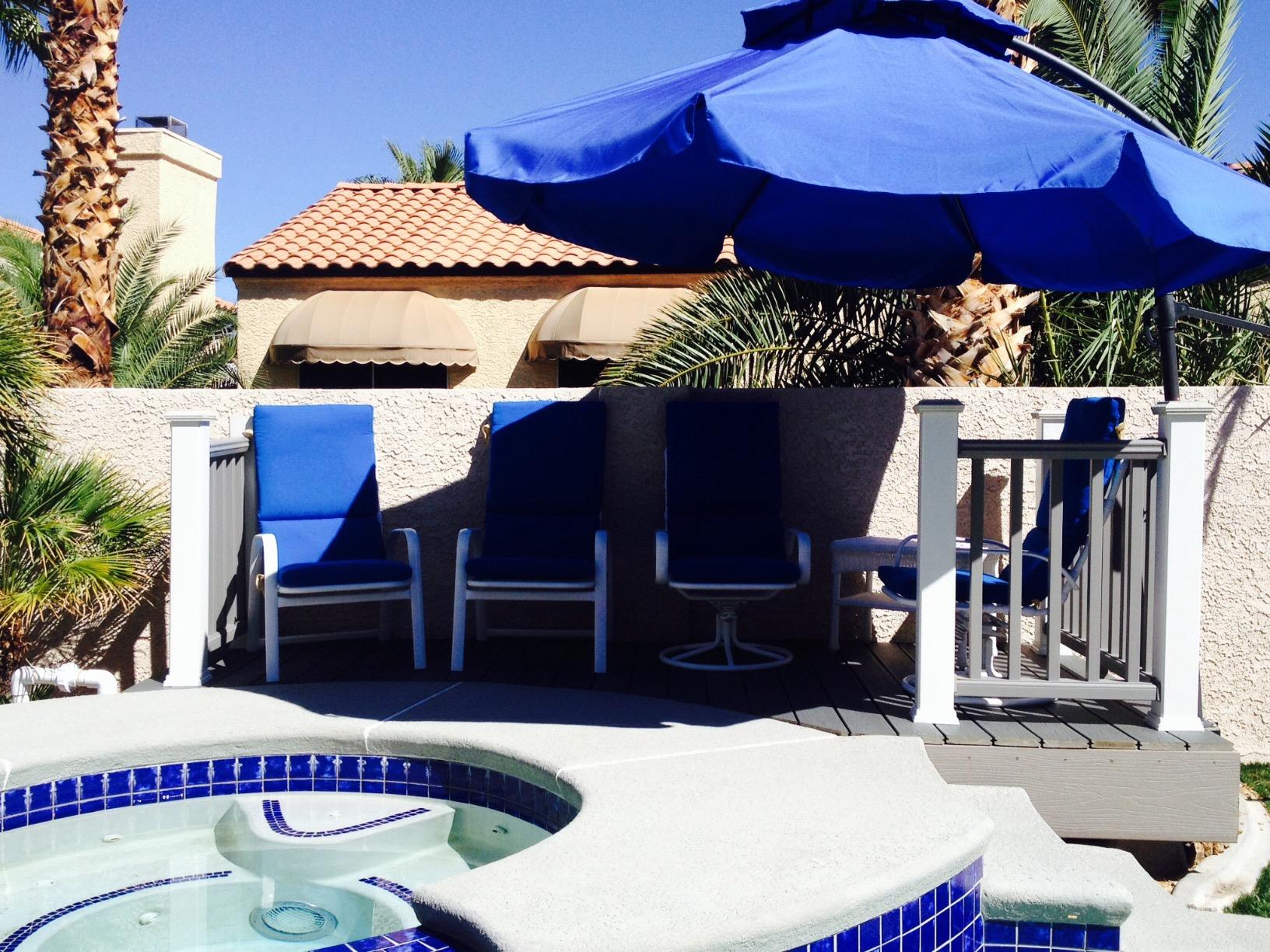 Trex Hideaway Plastic Fasteners with Screws - Box of 90 Customer Review Trex Hideaway Plastic Fasteners with Screws - Box of 90 - Customer Photo 1