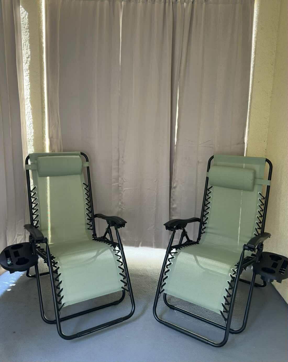 Best Choice Products Set of 2 Adjustable Steel Mesh Zero Gravity Lounge Chair Recliners w/Pillows and Cup Holder Trays - Black - Customer Photo 2