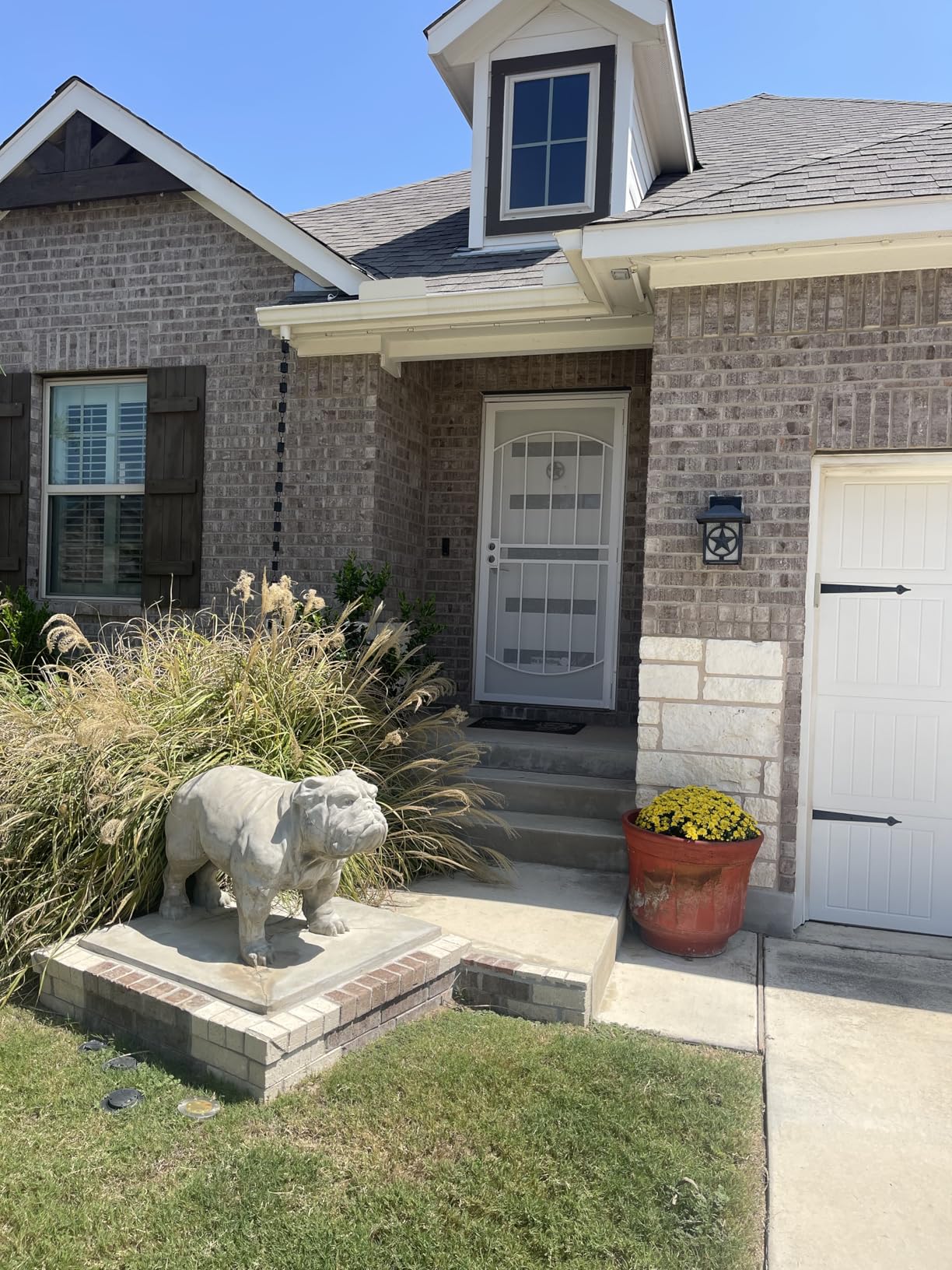 Milwaukee 2426-20 M12 12 Volt Redlithium Ion 20,000 OPM Variable Speed Cordless Multi Tool with Multi-Use Blade, Sanding Pad, and Multi-Grit Papers (Battery Not Included, Power Only) - Customer Photo 1