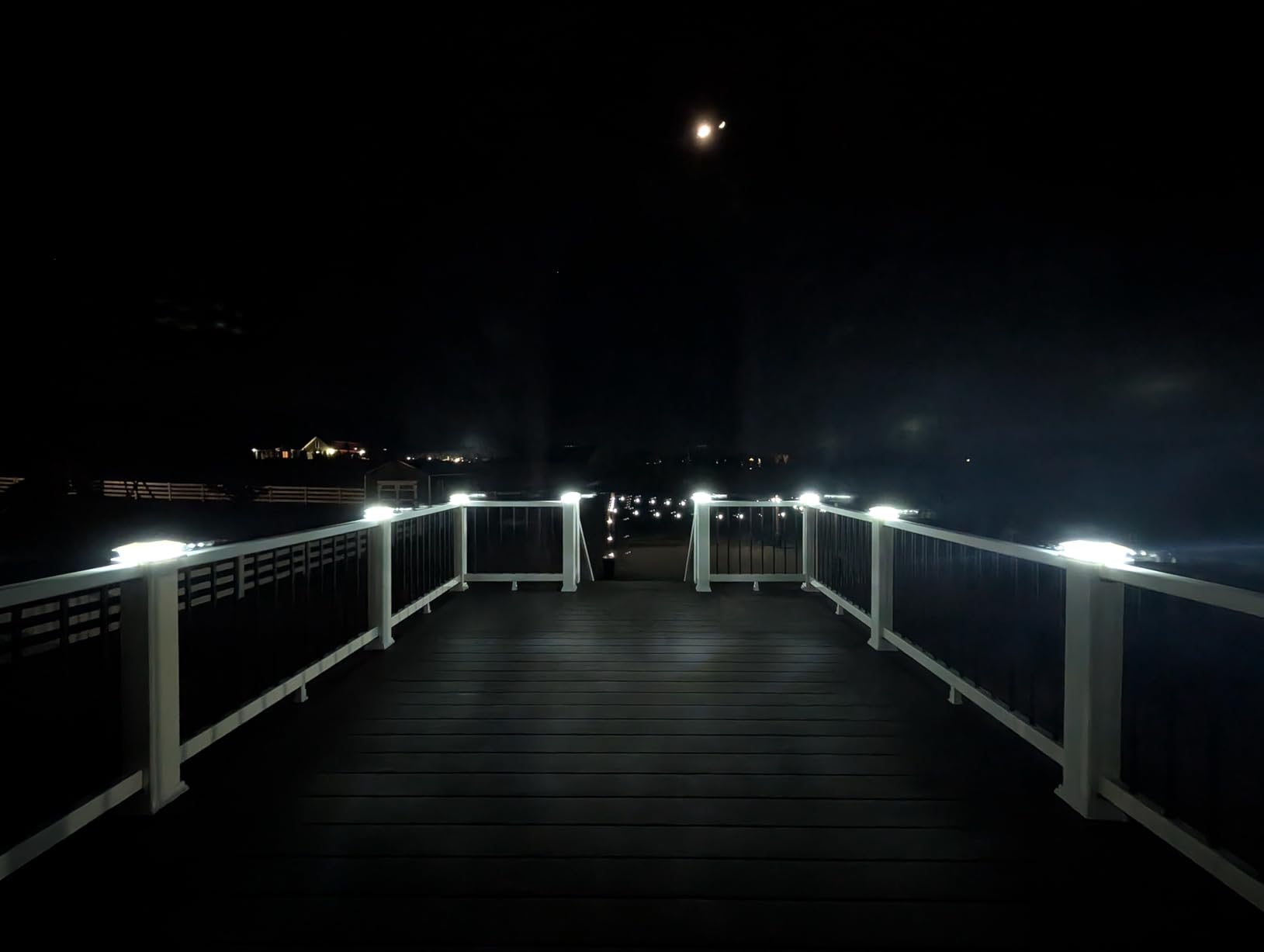 TimberTech CONCEALoc Hidden Fasteners with Screws - Box of 175 Customer Review TimberTech CONCEALoc Hidden Fasteners with Screws - Box of 175 - Customer Photo 1