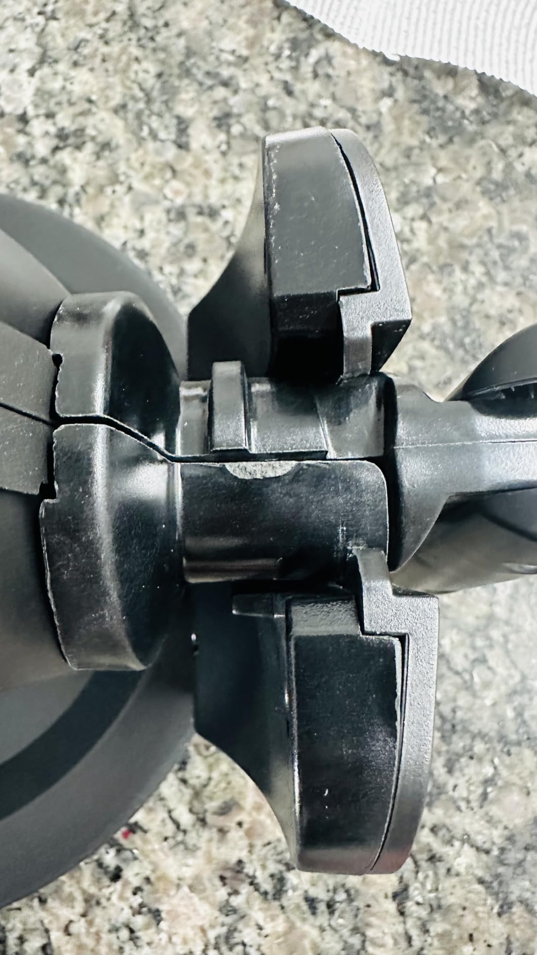 bella Classic Rotating Belgian Waffle Maker with Nonstick Plates, Removable Drip Tray, Adjustable Browning Control and Cool Touch Handles, Black - Customer Photo 5