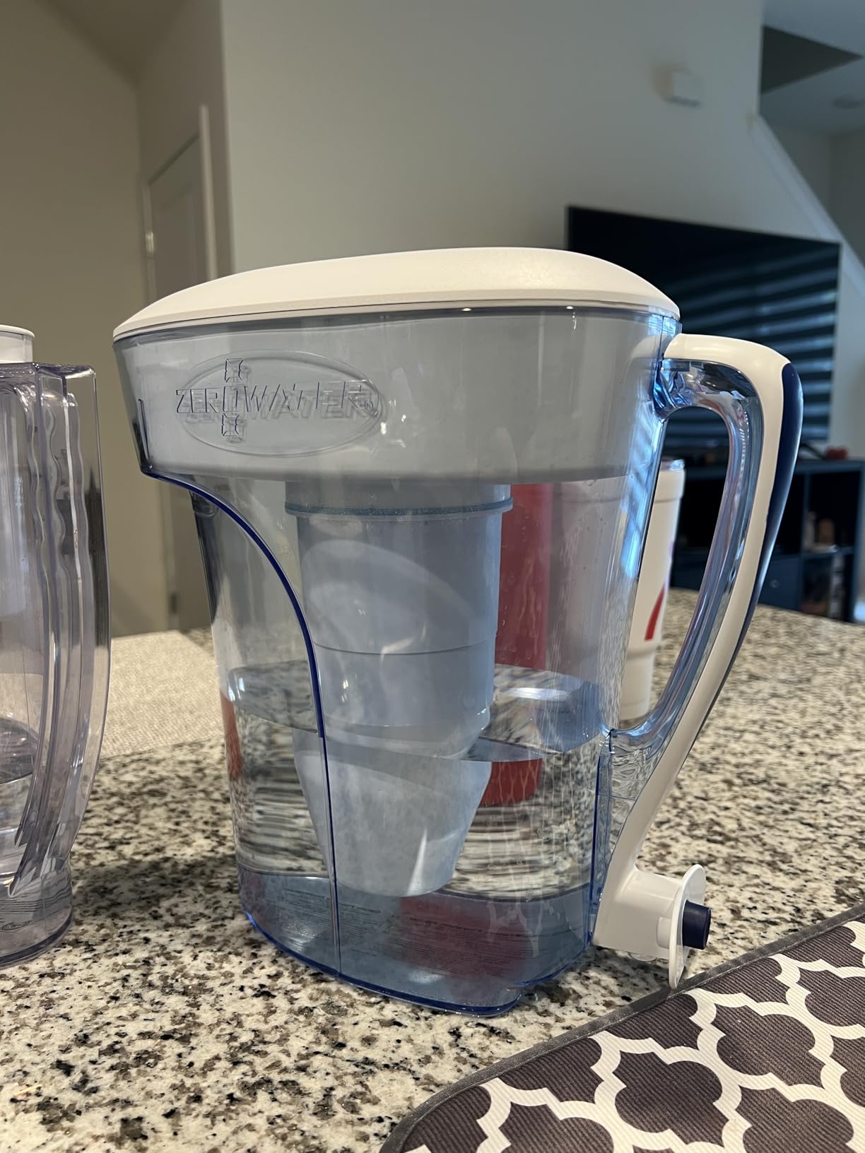 ZeroWater 10-Cup Ready-Pour 5-Stage Water Filter Pitcher 0 TDS for Improved Tap Water Taste - IAPMO Certified to Reduce Lead, Chromium, and PFOA/PFOS - Customer Photo 2