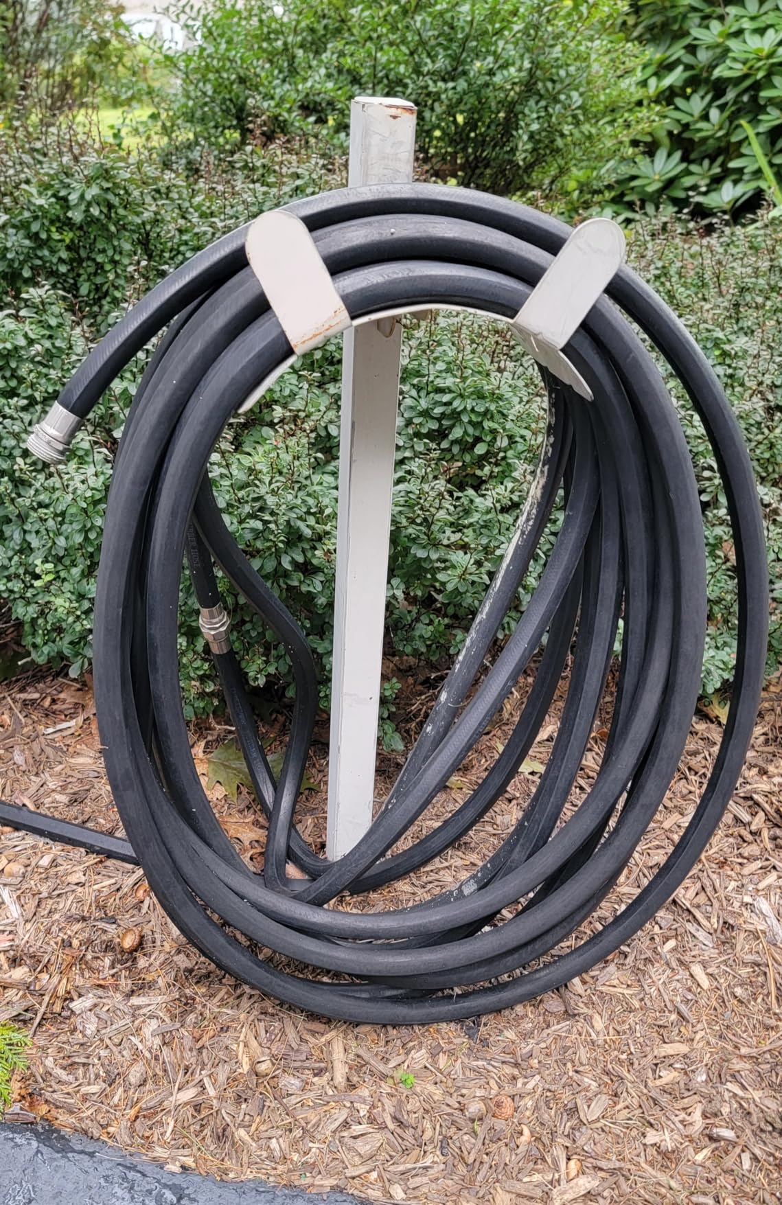 Briggs and Stratton 8BS25 25-Feet Premium Heavy-Duty Rubber Garden Hose - Customer Photo 1