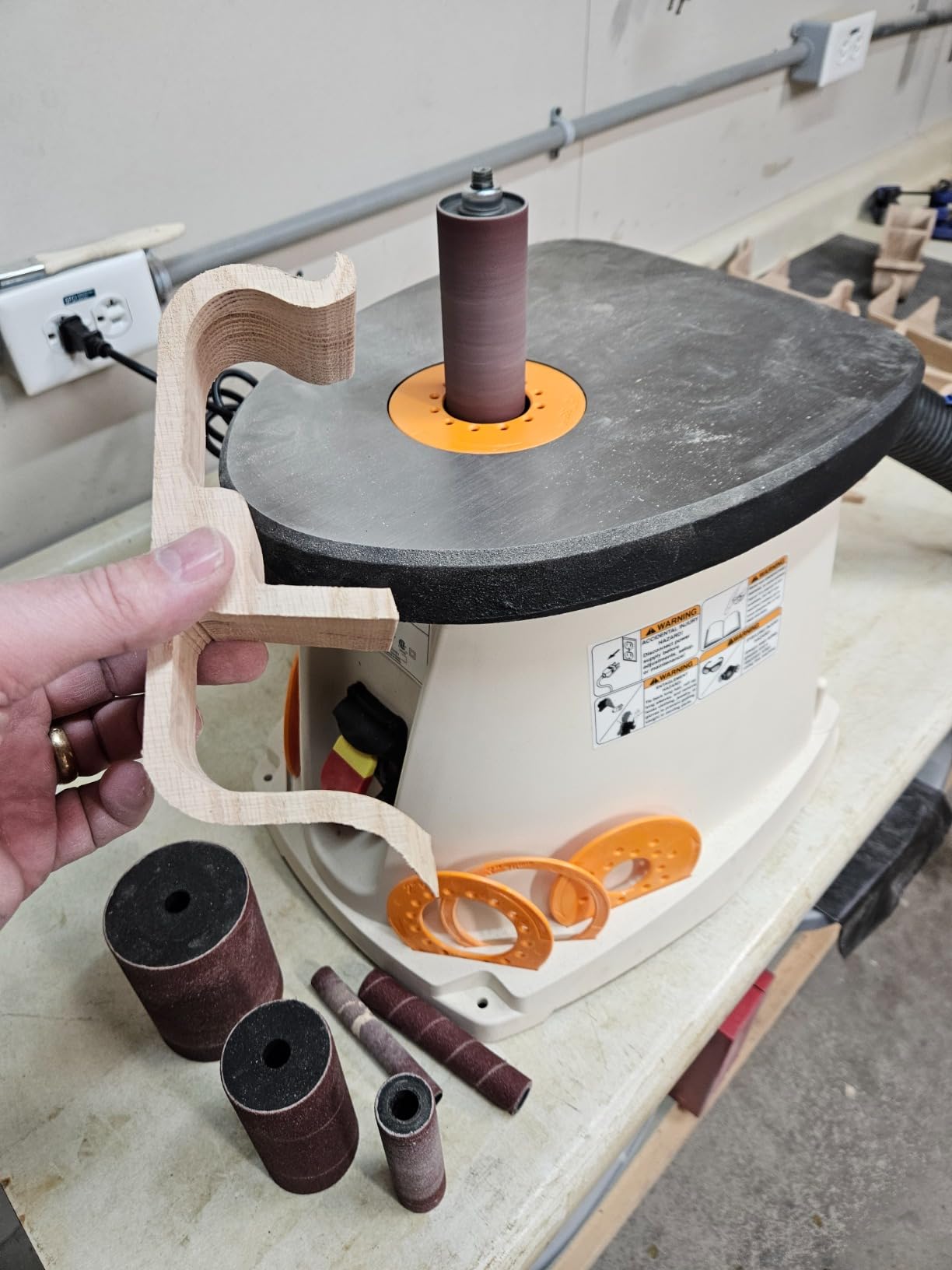 Shop Fox W1831 1/2 HP Single Phase Oscillating Spindle Sander Customer Review Shop Fox W1831 1/2 HP Single Phase Oscillating Spindle Sander - Customer Photo 1