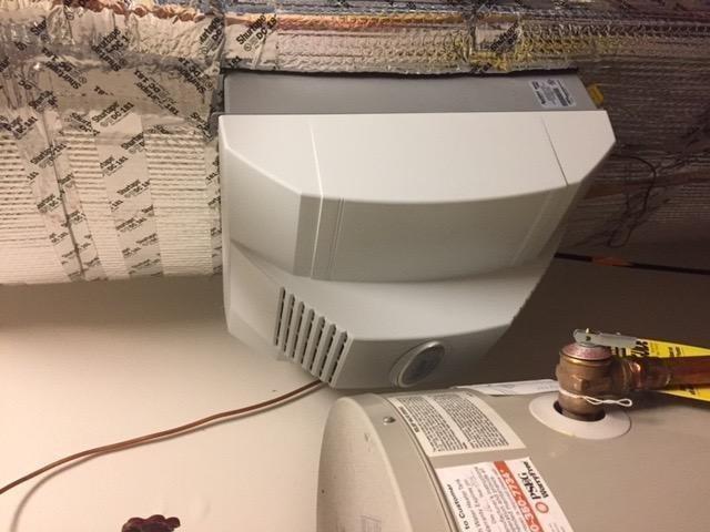 AprilAire 700M Whole-House Fan Powered Humidifier, Manual Control, Large Capacity, Up to 5,300 Sq. Ft., 18GPD - Customer Photo 1
