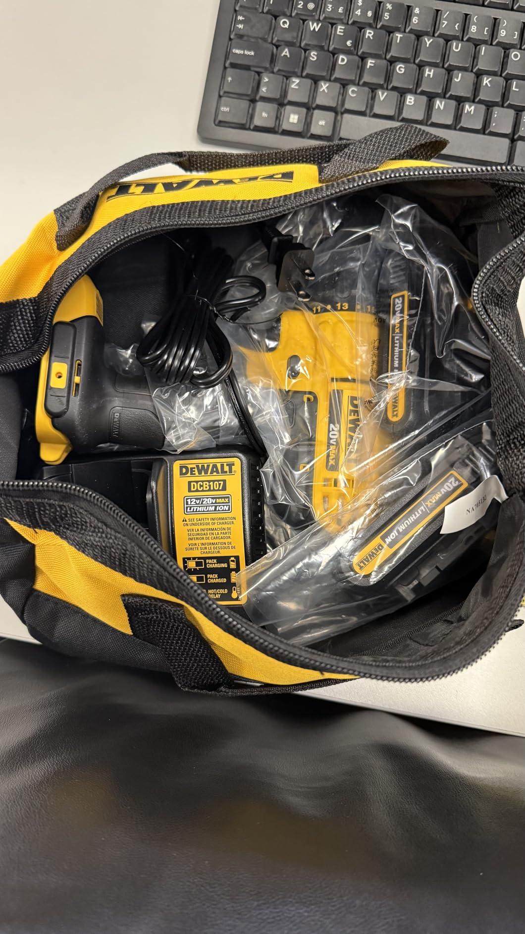 DEWALT 20V Max Cordless Drill Driver Set, 2 Speed, High Performance Motor, Includes 2 XR 1.3Ah Li-Ion Batteries, Charger and Contractor Bag (DCD771C2) - Customer Photo 1