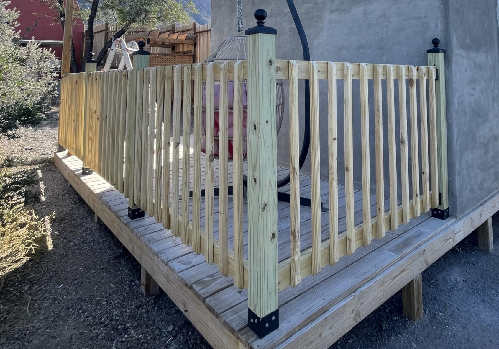 Nuvo Iron Ball Post Cap, 3 1/2