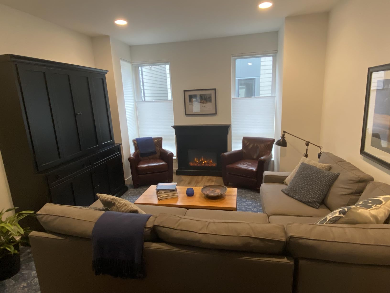 Real Flame Crawford 48