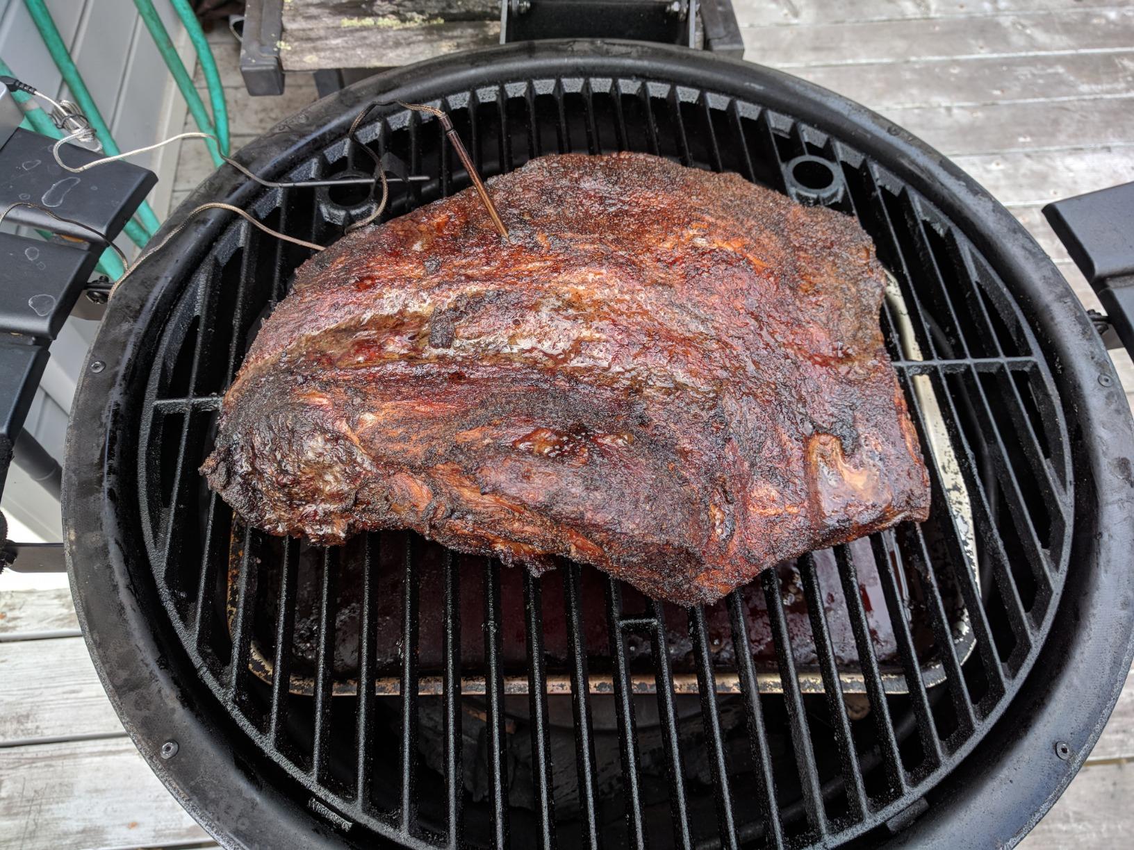 Char-Griller AKORN Kamado Charcoal Grill and Smoker with Cast Iron Grates, Warming Rack and Locking Lid with 445 Cooking Square Inches in Graphite, Model E16620 - Customer Photo 1